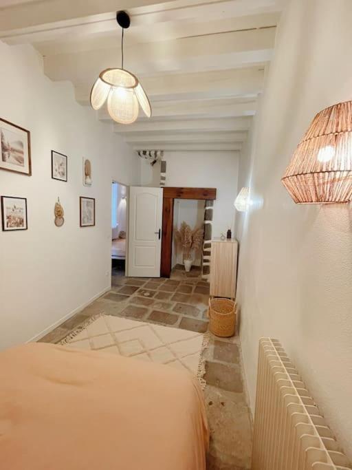 Logis Du Chandelier Le Puy-en-Velay Экстерьер фото