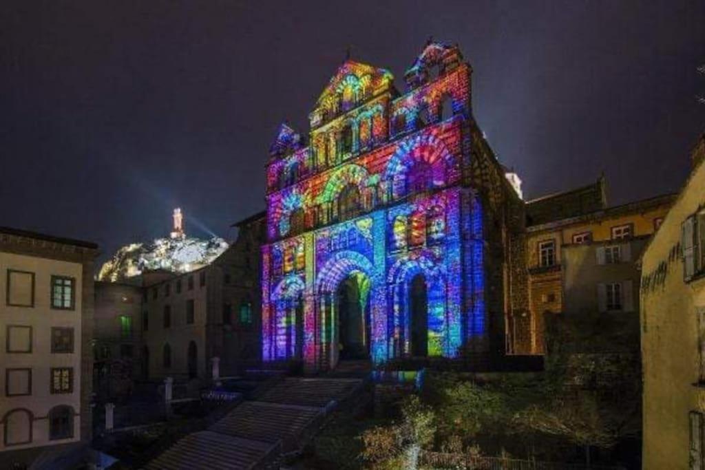 Logis Du Chandelier Le Puy-en-Velay Экстерьер фото