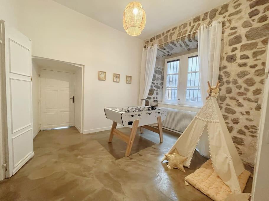 Logis Du Chandelier Le Puy-en-Velay Экстерьер фото