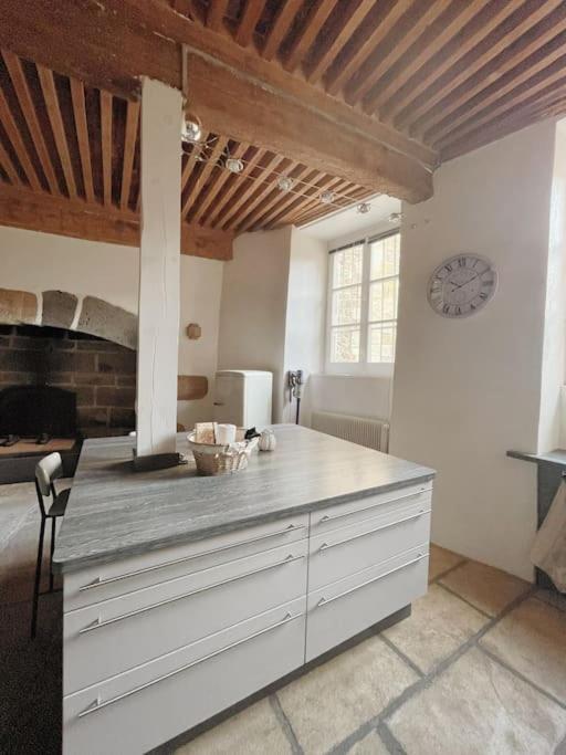 Logis Du Chandelier Le Puy-en-Velay Экстерьер фото